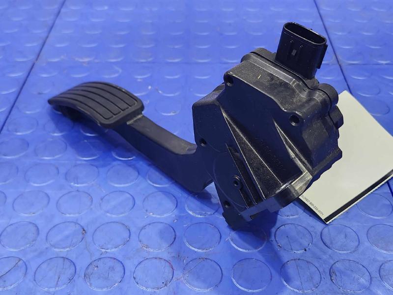 2015-2019 Subaru Legacy Outback Accelerator Pedal Genuine OEM Part 36010AL090