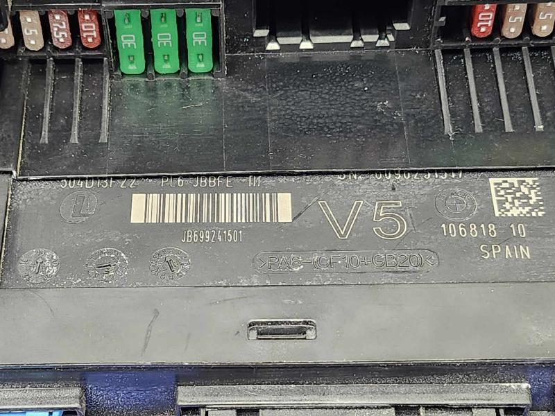 2011 BMW 535i Cabin Fuse Box