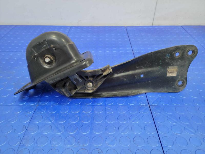2014 Volkswagen Passat Lower Control Arm Rr
