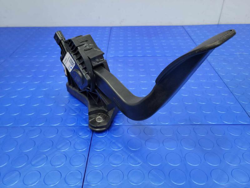 2015-2020 Ford F-150 Accelerator Pedal Assembly Genuine OEM FL34-9F836-AB