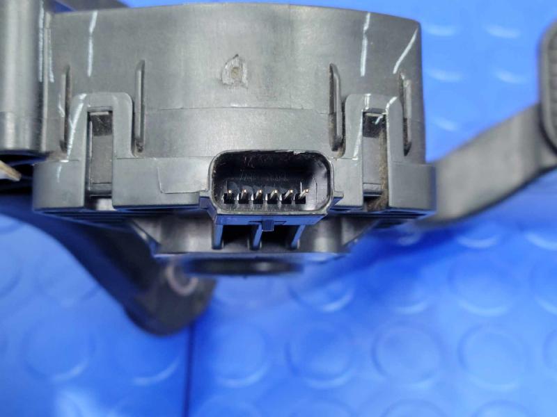 2015-2020 Ford F-150 Accelerator Pedal Assembly Genuine OEM FL34-9F836-AB