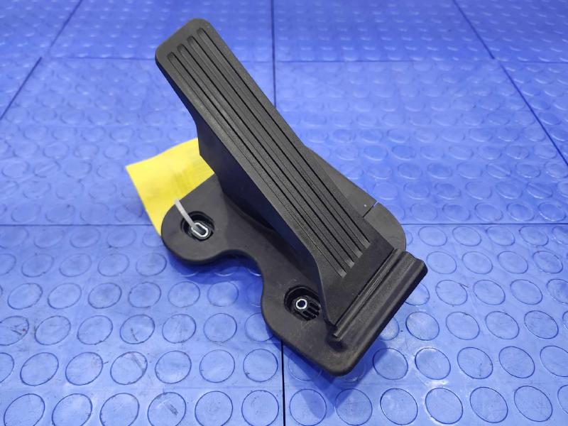 2014-2021 Mazda 6 Accelerator Pedal Assembly Genuine OEM Part GHK3-41600-A