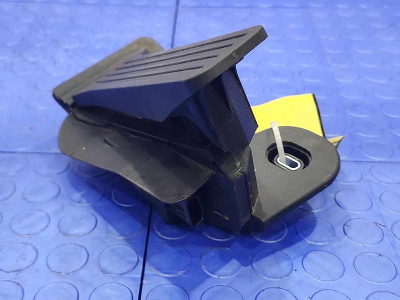 2014-2021 Mazda 6 Accelerator Pedal Assembly Genuine OEM Part GHK3-41600-A