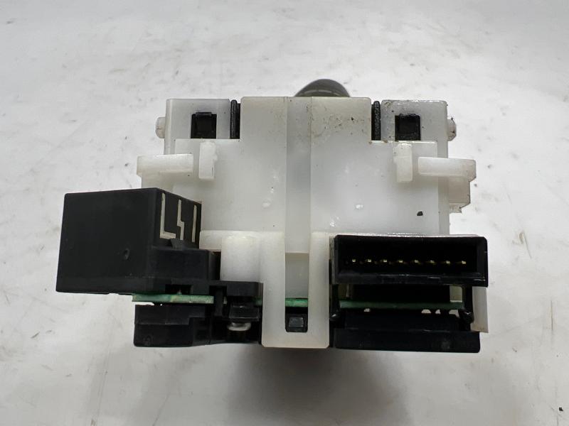 2008 Nissan Titan Combination Switch