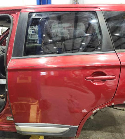 2017 Mitsubishi Outlander Rear Door
