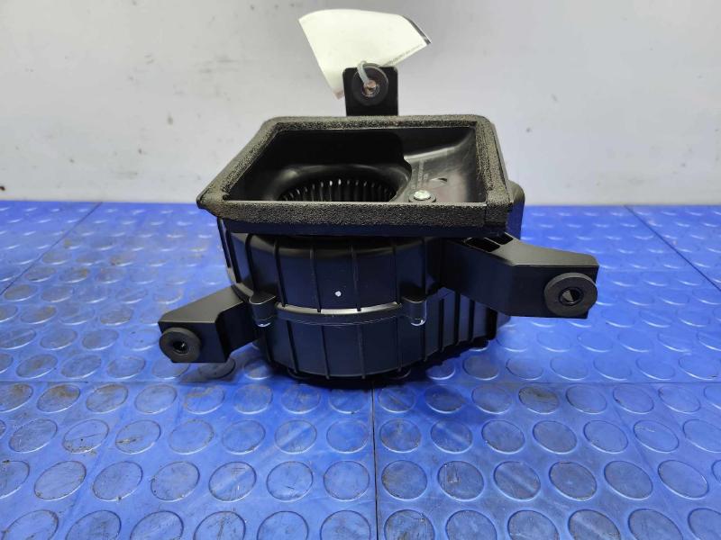2017-2022 Kia Niro Rear Hybrid Battery Blower Motor Unit Assembly OEM 37580G2100