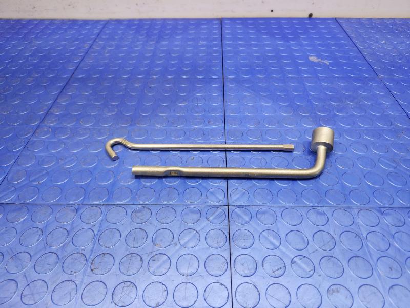 2011 Mazda CX-9 Jack Assembly