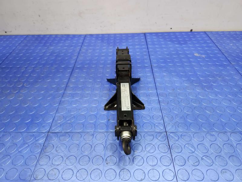 2011 Mazda CX-9 Jack Assembly