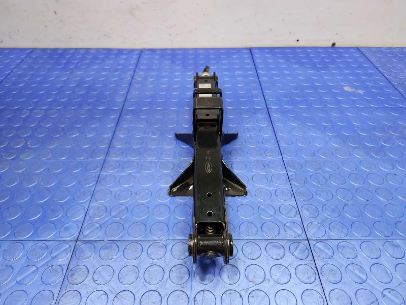 2011 Mazda CX-9 Jack Assembly