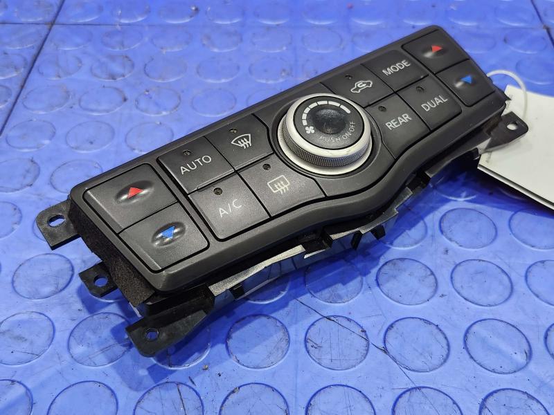 2013 Nissan Pathfinder Heater A/C Control