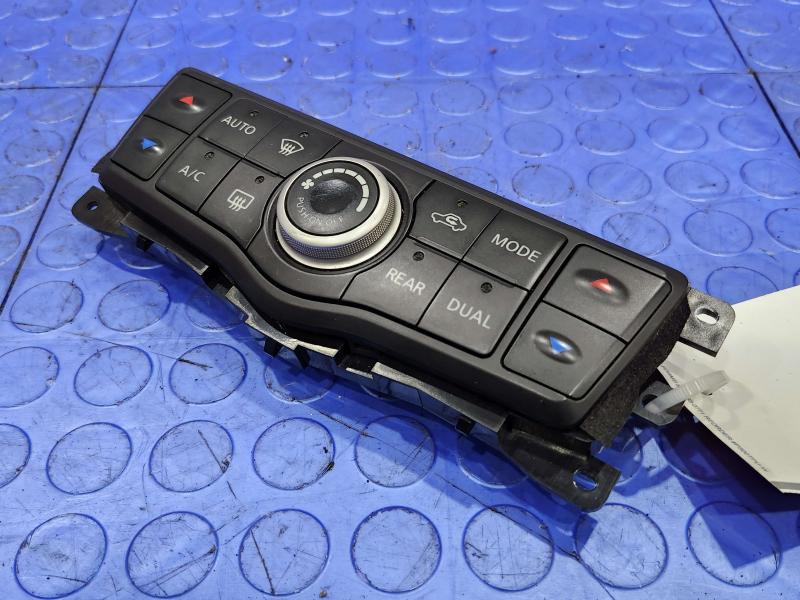 2013 Nissan Pathfinder Heater A/C Control