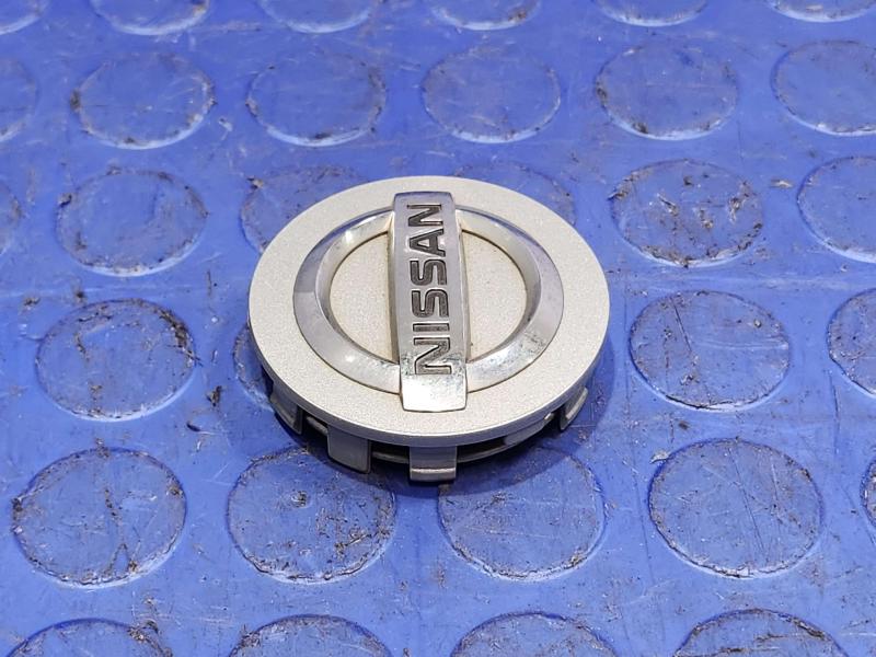 2014 Nissan Maxima Center Cap