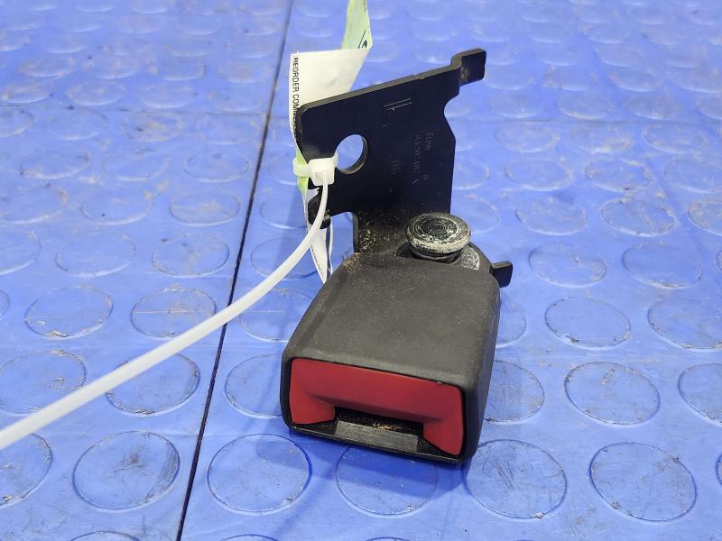 2018 Alfa Romeo Giulia Rear Seat Belt