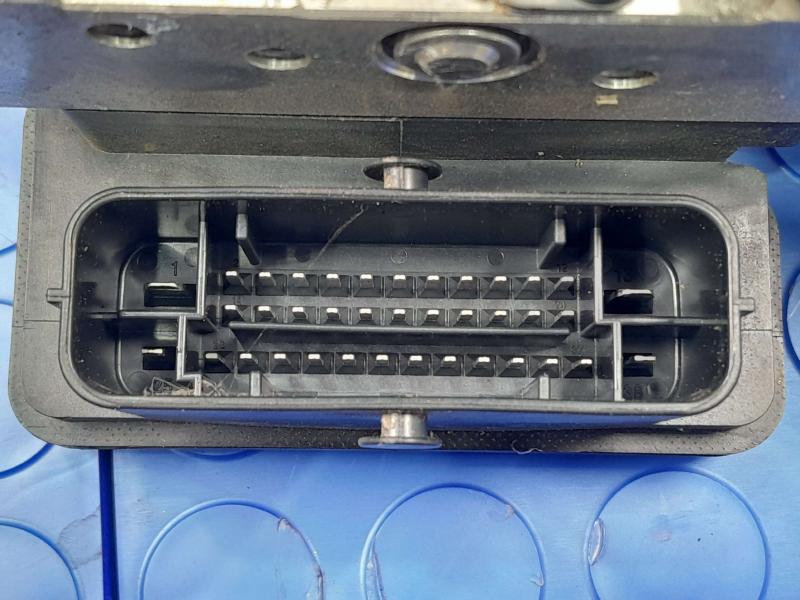 2020 Hyundai Elantra 1.6L 2.0L Sedan ABS Anti Lock Brake Pump Modulator Assembly OEM 58910F2620