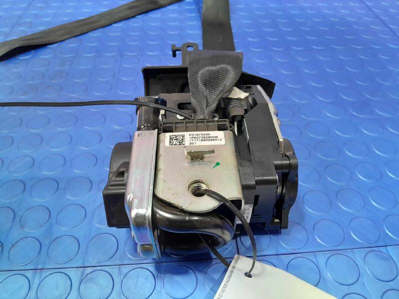 2018 Volvo S90 Front Seat Belt
