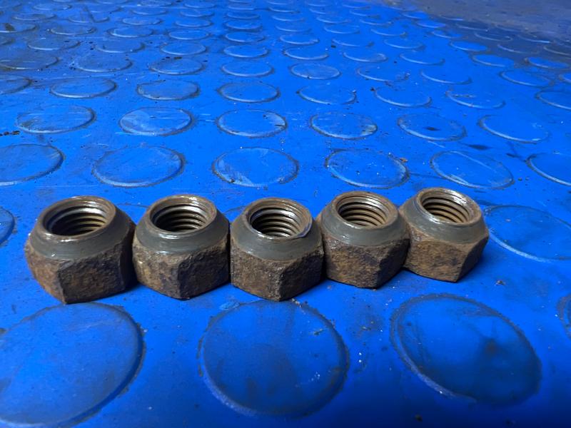 1991 Chevrolet S10 Lug Nuts
