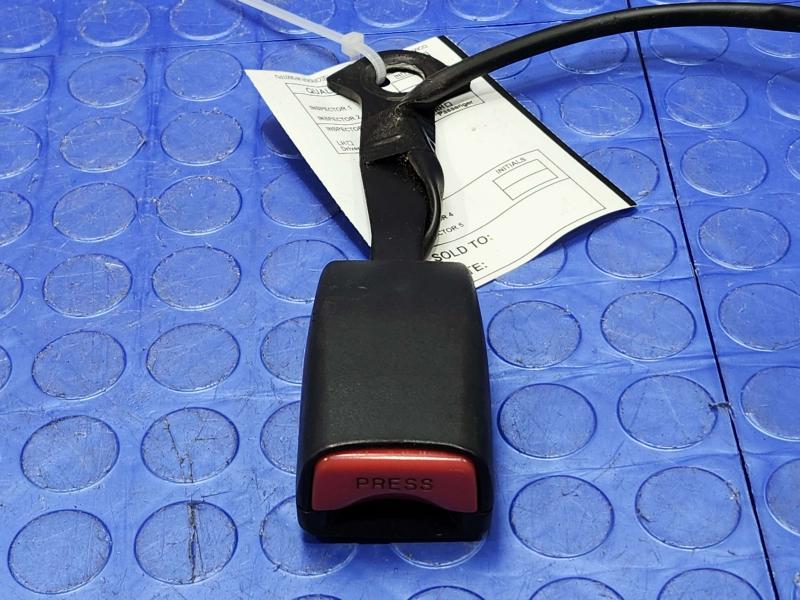 2012 Mazda Mazda5 Front Seat Belt