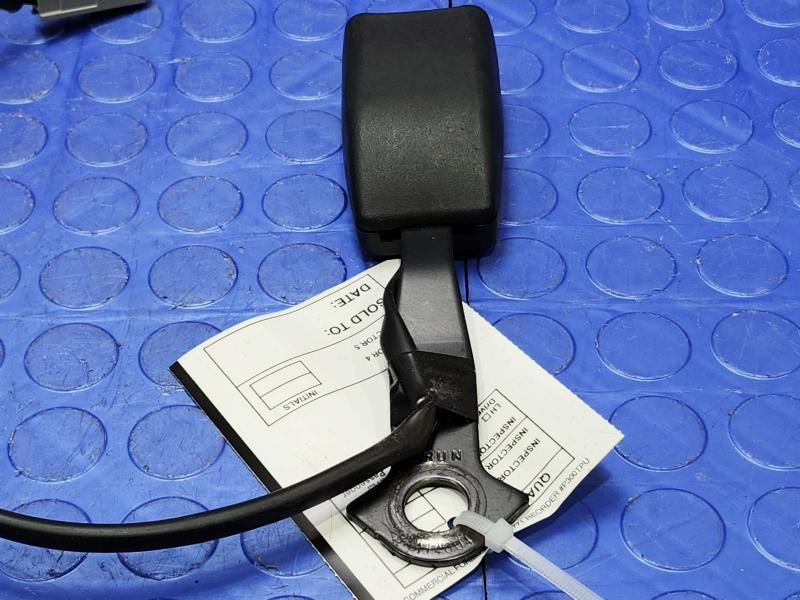 2012 Mazda Mazda5 Front Seat Belt