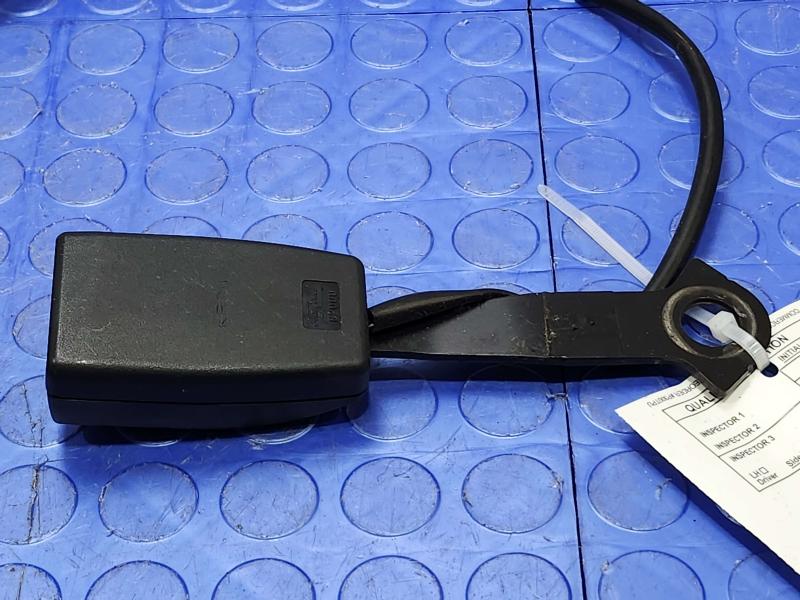 2012 Mazda Mazda5 Front Seat Belt