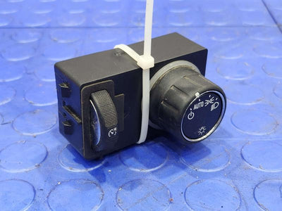 2014 Chevrolet Silverado 1500 Headlight Switch (Dash Mtd)