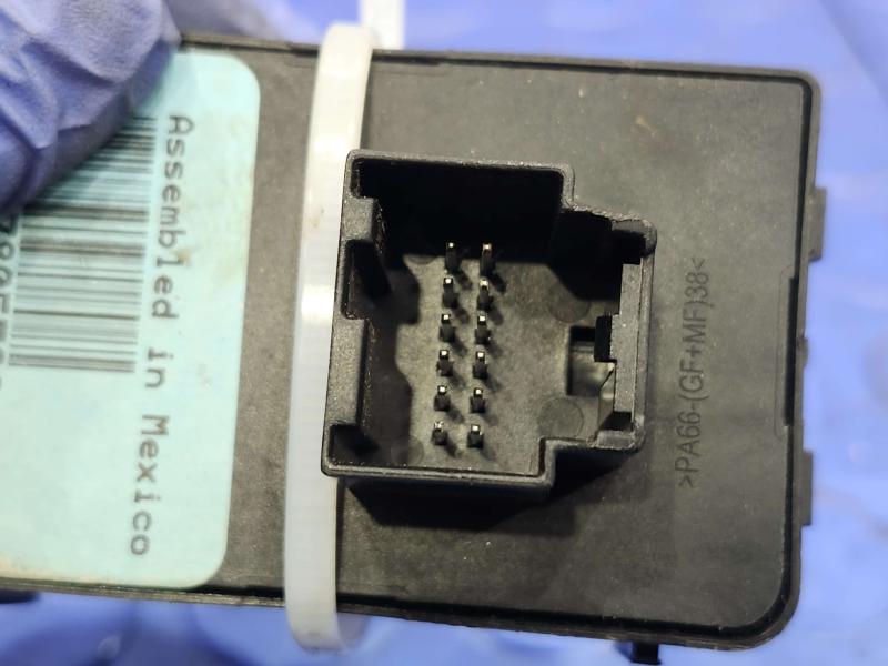 2014 Chevrolet Silverado 1500 Headlight Switch (Dash Mtd)
