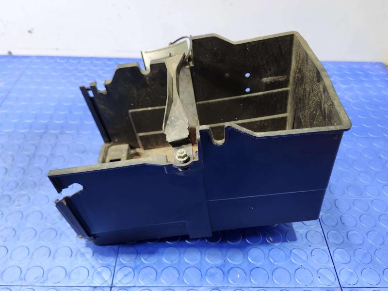 2015-2018 Ford Focus Battery Tray Holder Genuine OEM Part CV6Z10732F