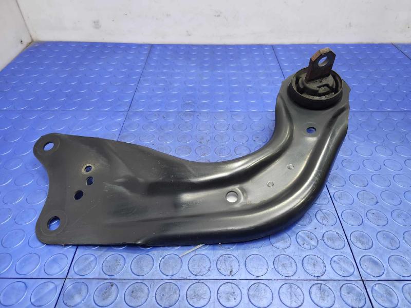 2014 Mazda Mazda3 Lower Control Arm Rr