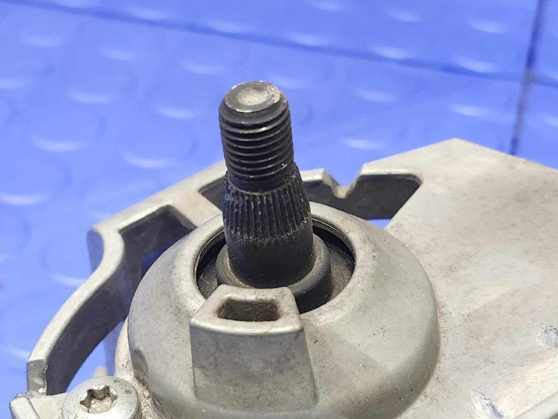 2019 Chevrolet Bolt Wiper Motor Front