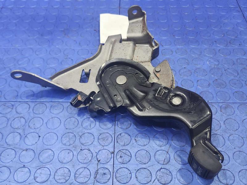2005-2015 Toyota Tacoma Emergency Brake Pedal Assembly Genuine OEM 4620004010