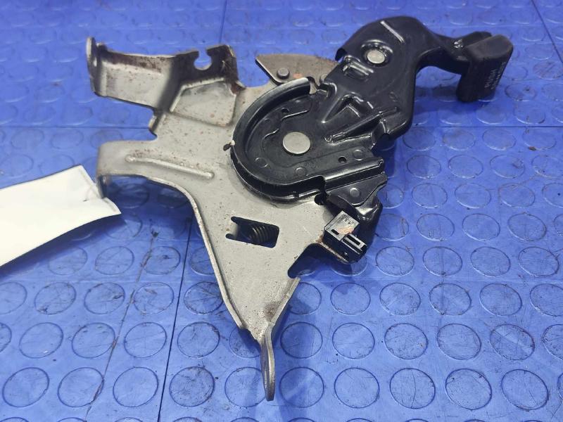 2005-2015 Toyota Tacoma Emergency Brake Pedal Assembly Genuine OEM 4620004010