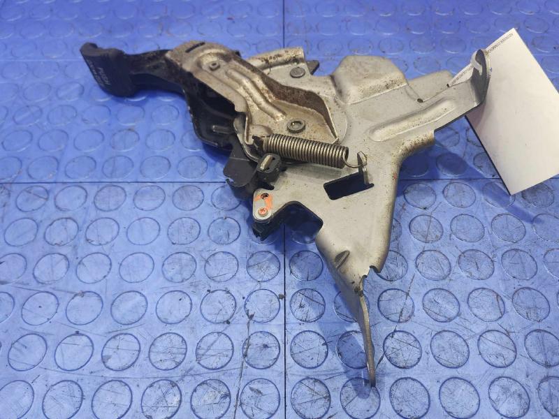 2005-2015 Toyota Tacoma Emergency Brake Pedal Assembly Genuine OEM 4620004010