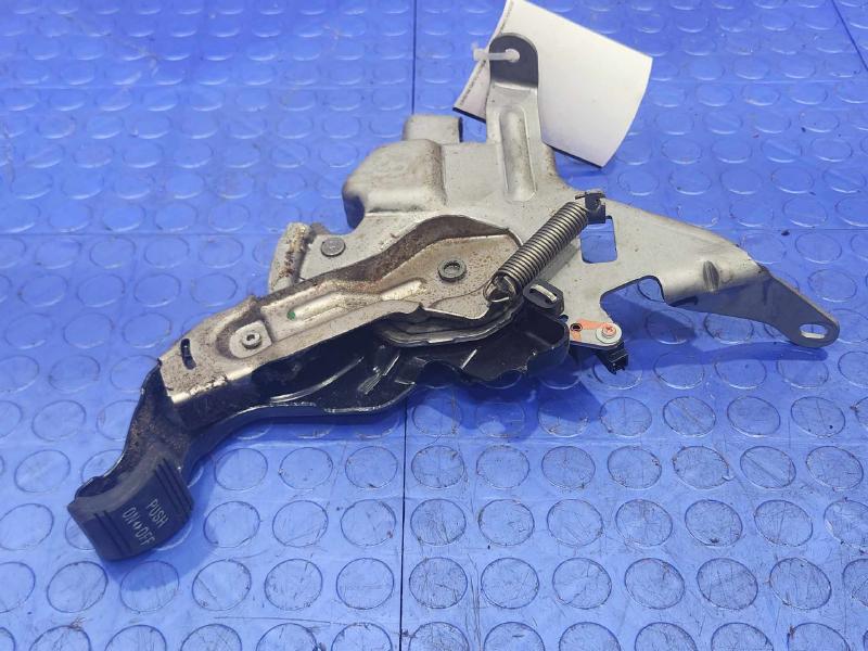 2005-2015 Toyota Tacoma Emergency Brake Pedal Assembly Genuine OEM 4620004010