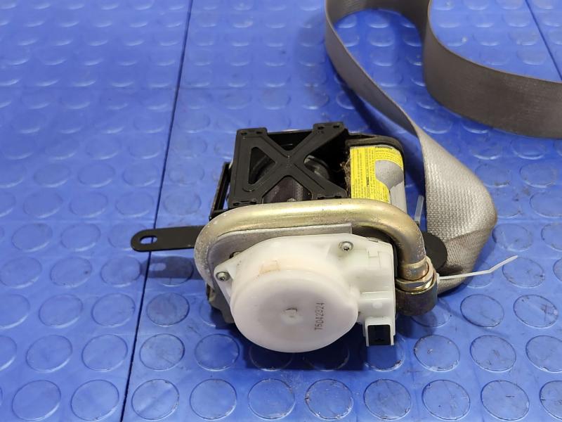 2003 Toyota 4Runner Front Seat Belt