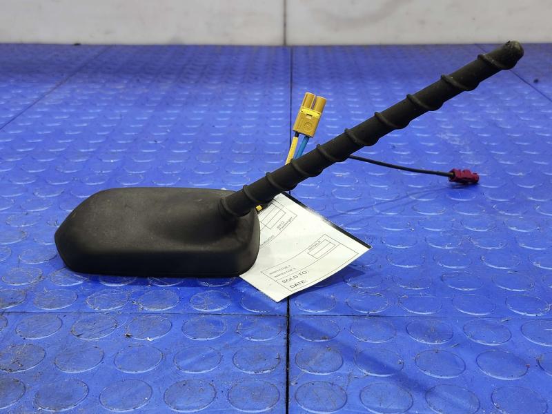 2014 Chevrolet Spark Antenna