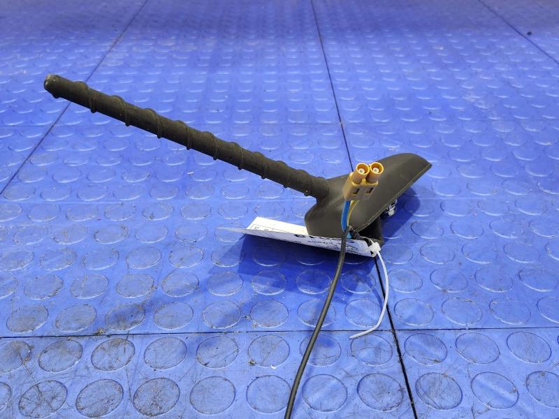 2014 Chevrolet Spark Antenna