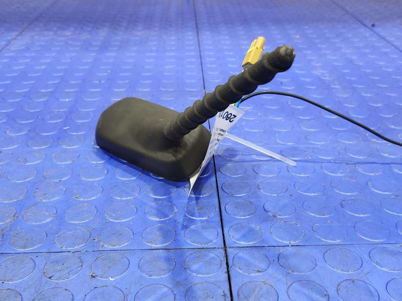 2014 Chevrolet Spark Antenna