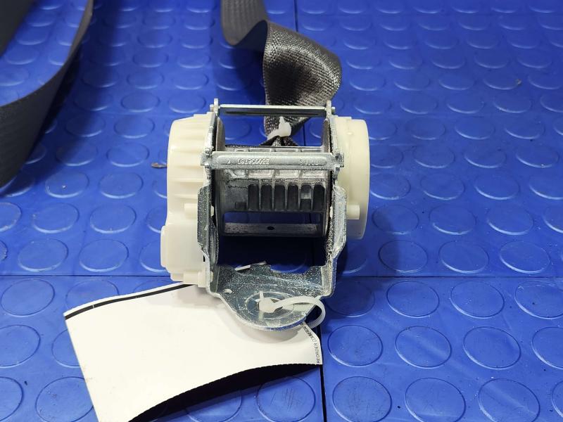 2016 Chevrolet Silverado 1500 Rear Seat Belt