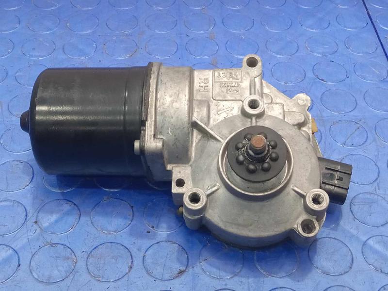 2014 Chevrolet Silverado 1500 Wiper Motor Front