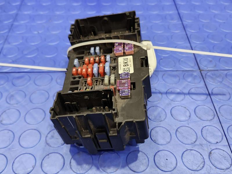 2014 Chevrolet Silverado 1500 Cabin Fuse Box