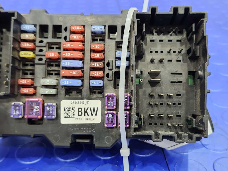 2014 Chevrolet Silverado 1500 Cabin Fuse Box