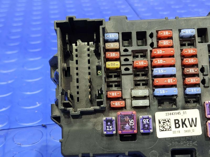 2014 Chevrolet Silverado 1500 Cabin Fuse Box