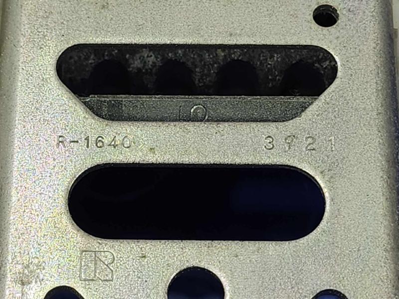 2013 Toyota Prius Front Seat Belt