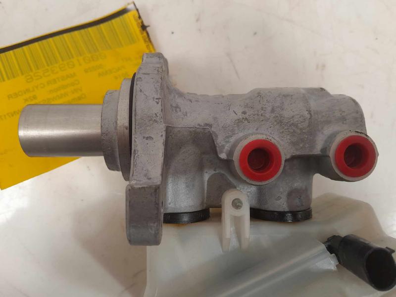 2014 MINI Paceman Master Cylinder