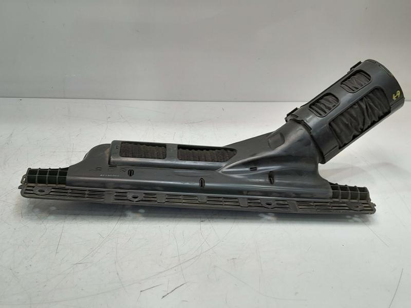 2011 - 2014 Hyundai Genesis Engine Air Intake Duct and Tube OEM 282103M200 282103M250