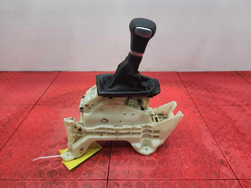 2016-2020 Kia Optima Automatic Transmission Gear Shifter Assembly OEM 46700D4200