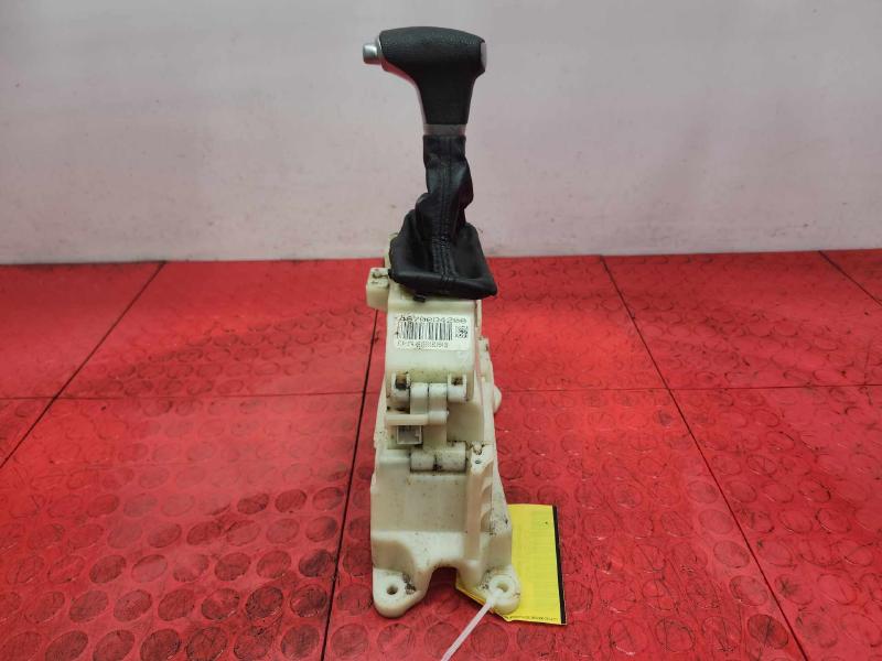 2016-2020 Kia Optima Automatic Transmission Gear Shifter Assembly OEM 46700D4200