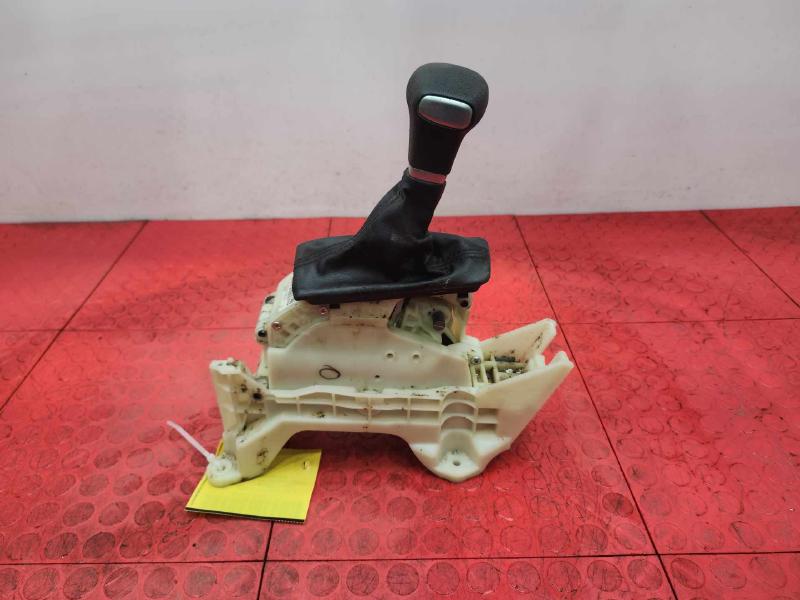 2016-2020 Kia Optima Automatic Transmission Gear Shifter Assembly OEM 46700D4200