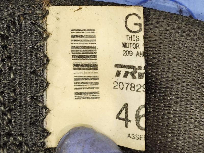 2010 Chevrolet Tahoe Front Seat Belt