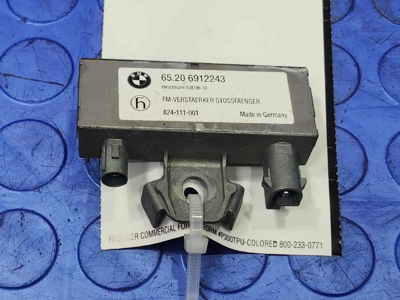 2003-2008 BMW Z4 FM Radio Antenna Amplfifier Genuine OEM 65206912243