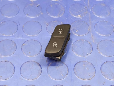 2015 Volkswagen Beetle Door Switch Front